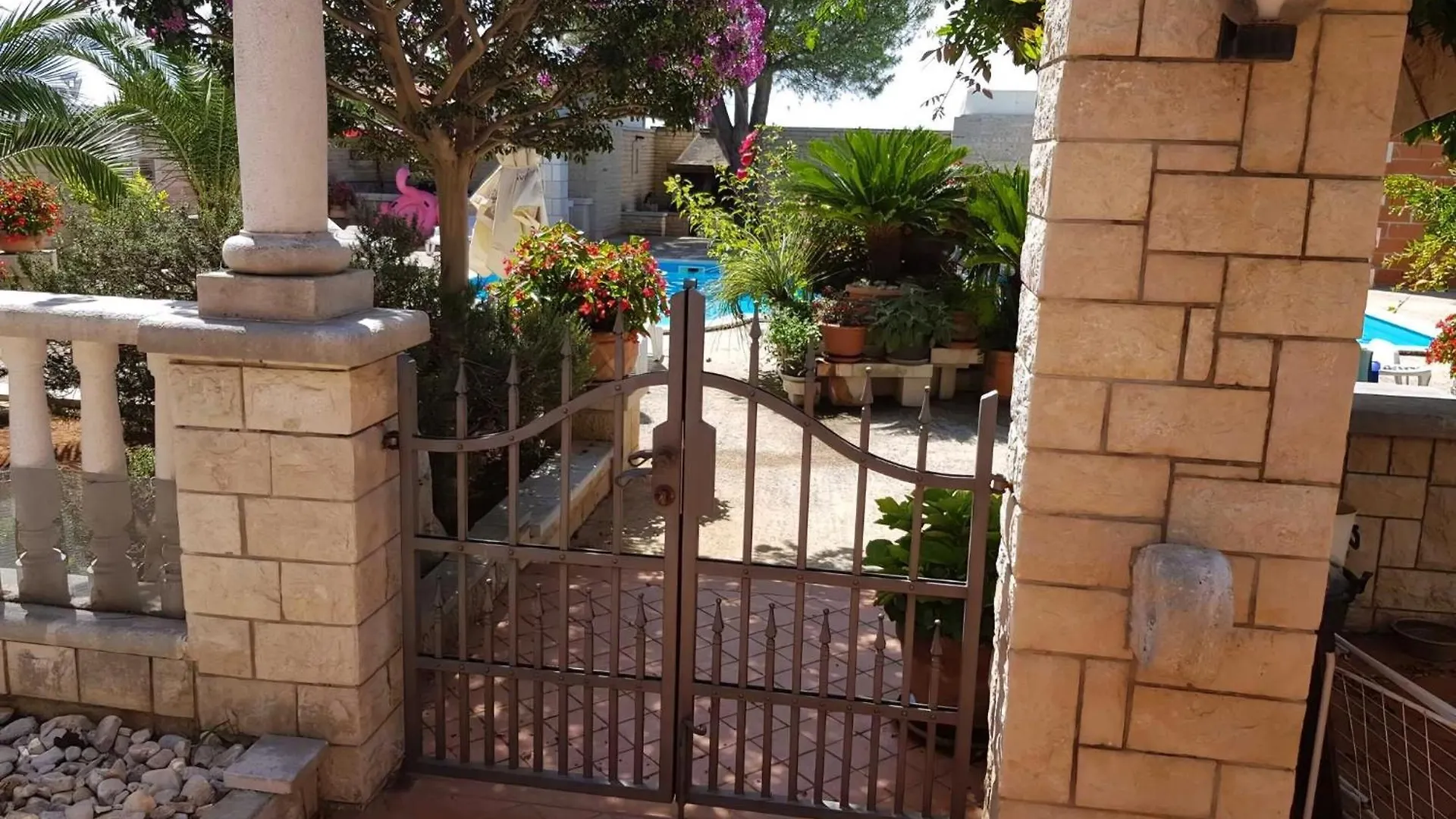 Holiday Home Silwy Buici 0*,